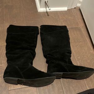 Black suede boots